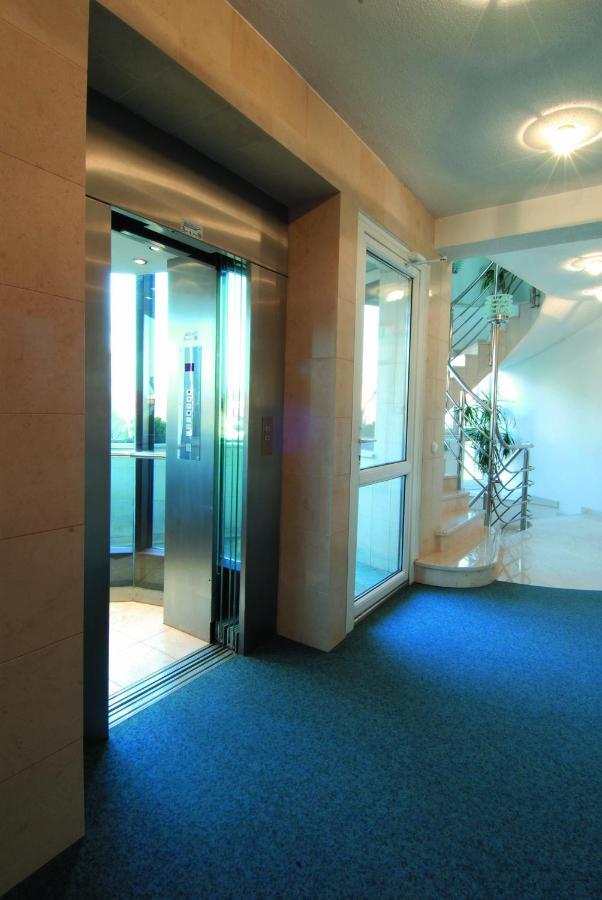 Hozam Wellness és Panzió 4*